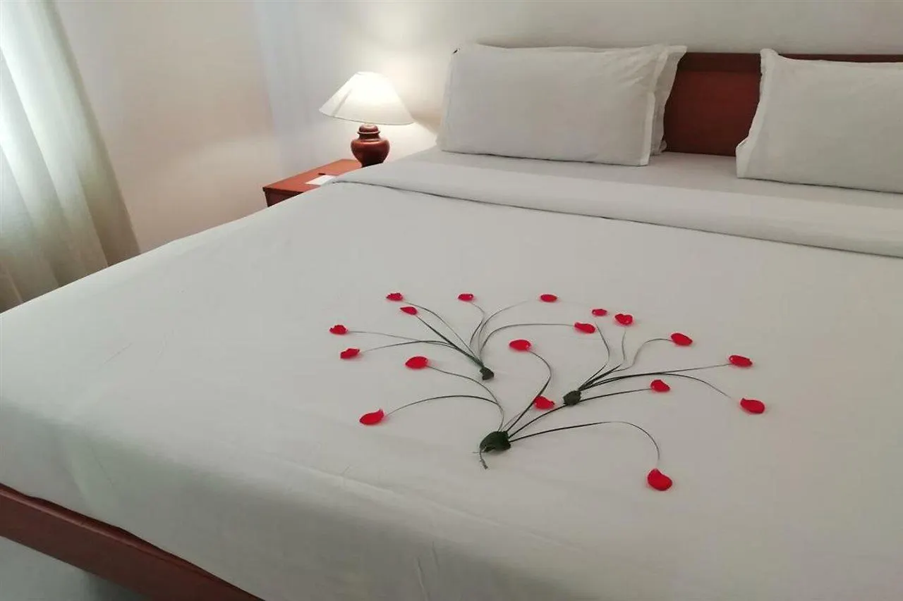 Abad Metro Hotel Kochi 3*,