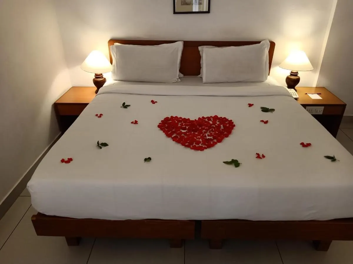 ***  Abad Metro Hotel Kochi India