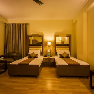 Hotel The Suncourt Yatri Delhi (National Capital Territory of India)