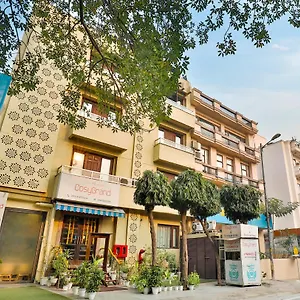 Hotel Cosy Grand, Chanakyapuri By The Cosy New Delhi