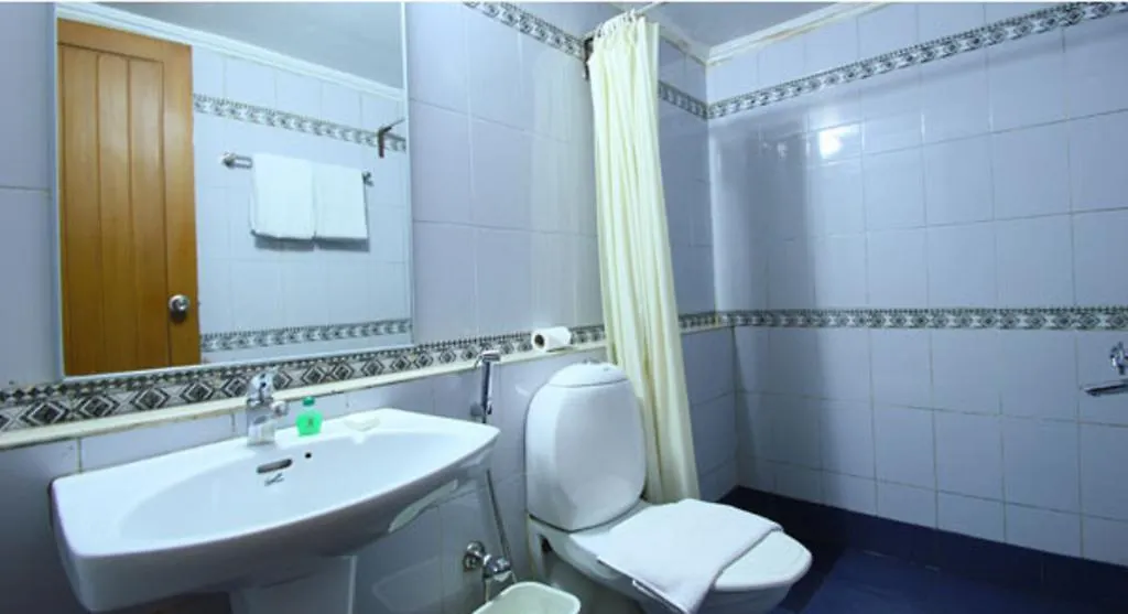 Abad Metro Hotel Kochi