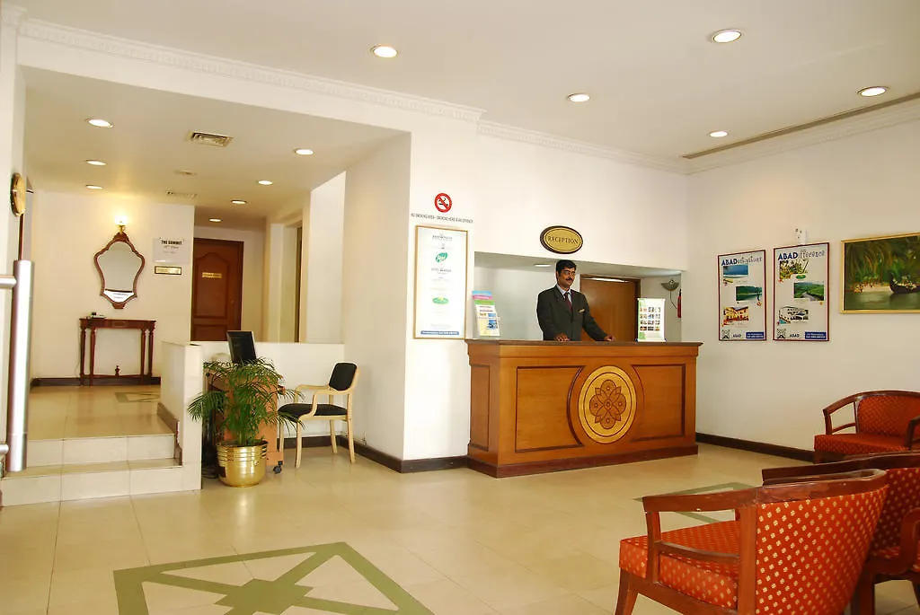 Abad Metro Hotel Kochi 2*,