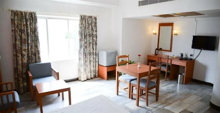 Abad Metro Hotel Kochi 2*,