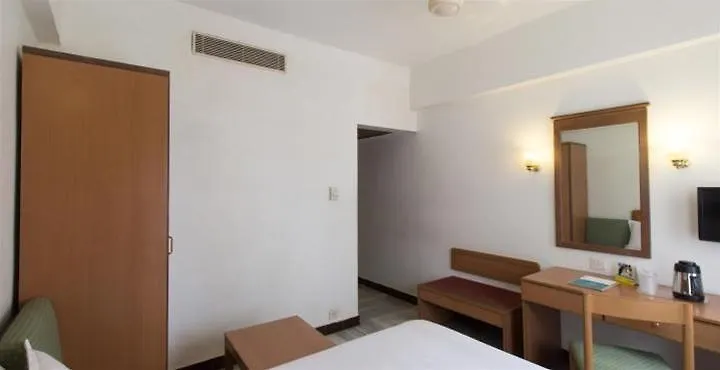 Abad Metro Hotel Kochi 2*,