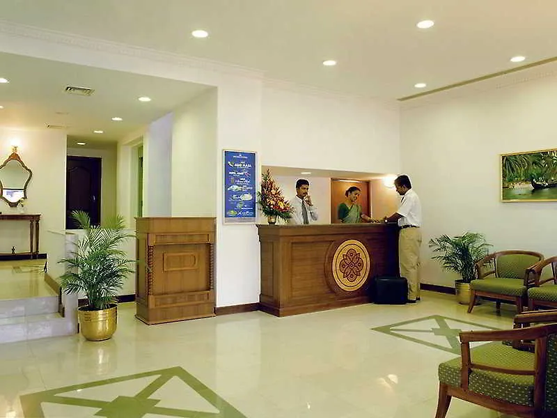Abad Metro Hotel Kochi