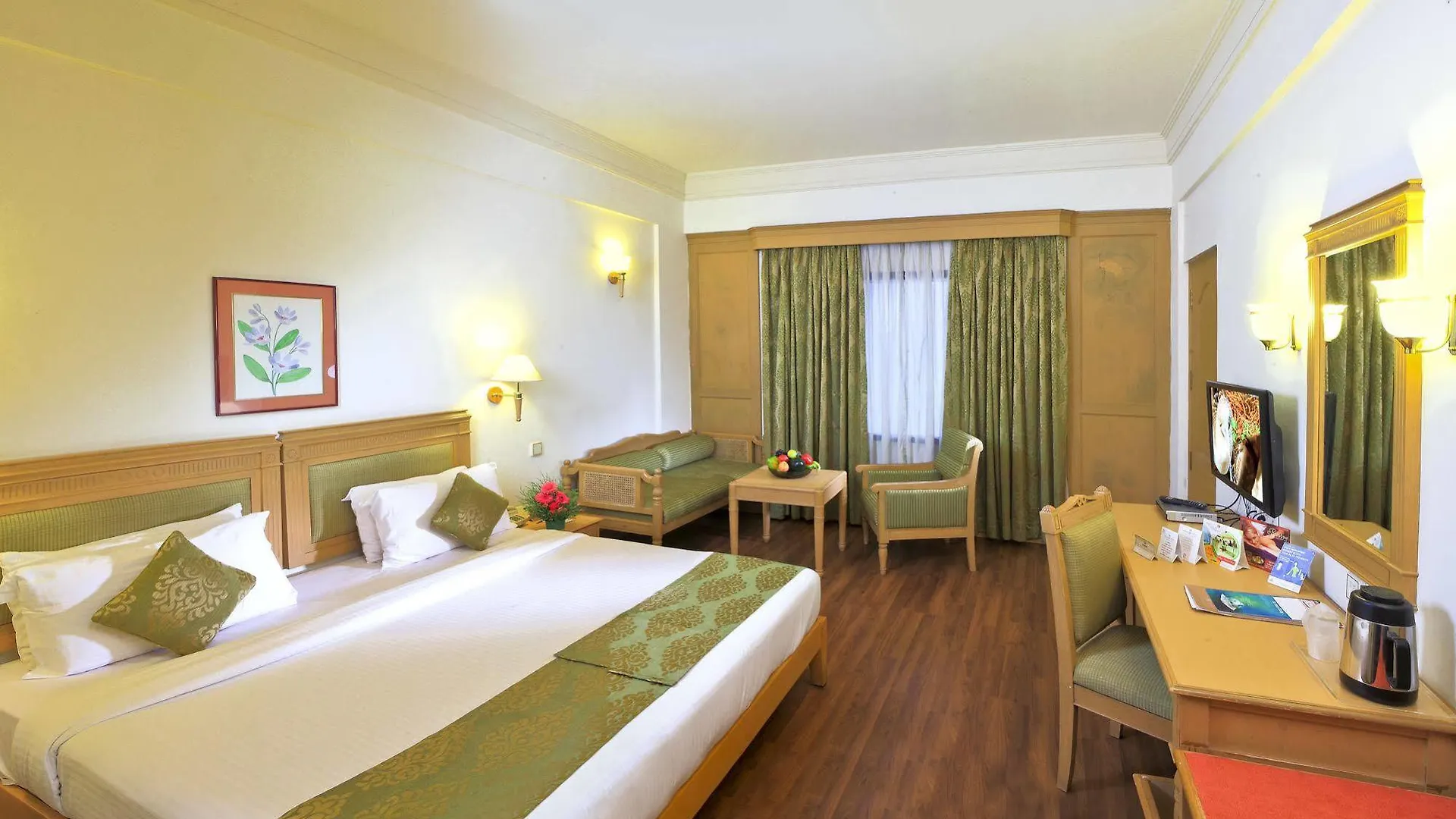 Abad Metro Hotel Kochi