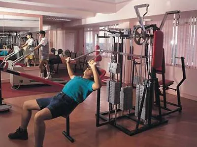 Abad Metro Hotel Kochi